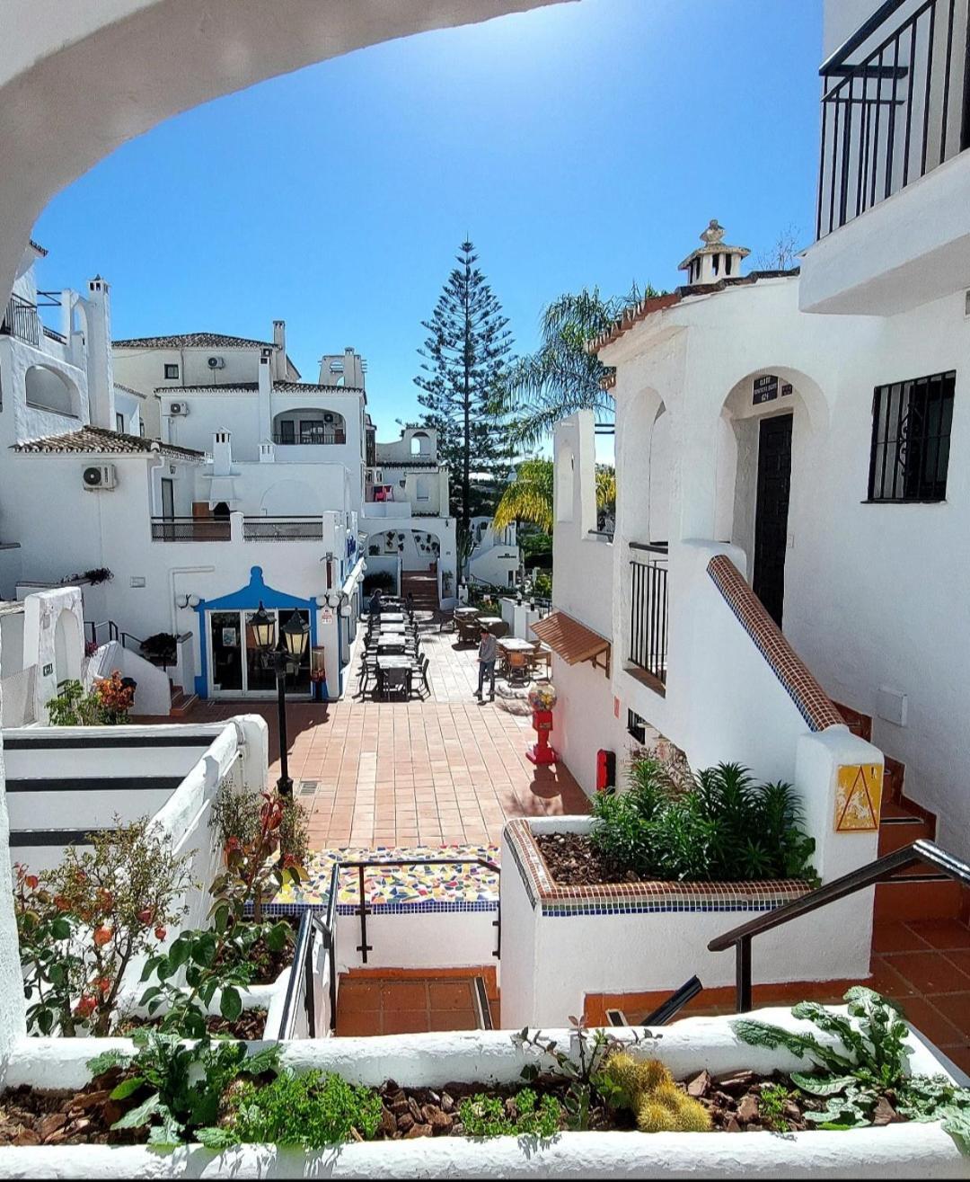 Estudio Pasodoble. Pueblo Evita Benalmádena Exterior photo